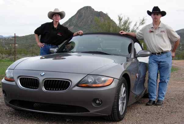 Veil Gal & Veil Guy with stealth Z4 in Arizona