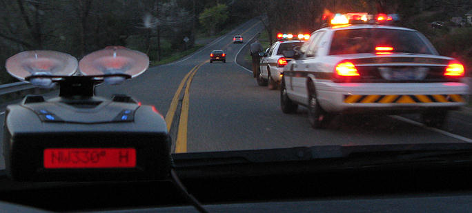 whistler xtr 695 se approaching pa trooper